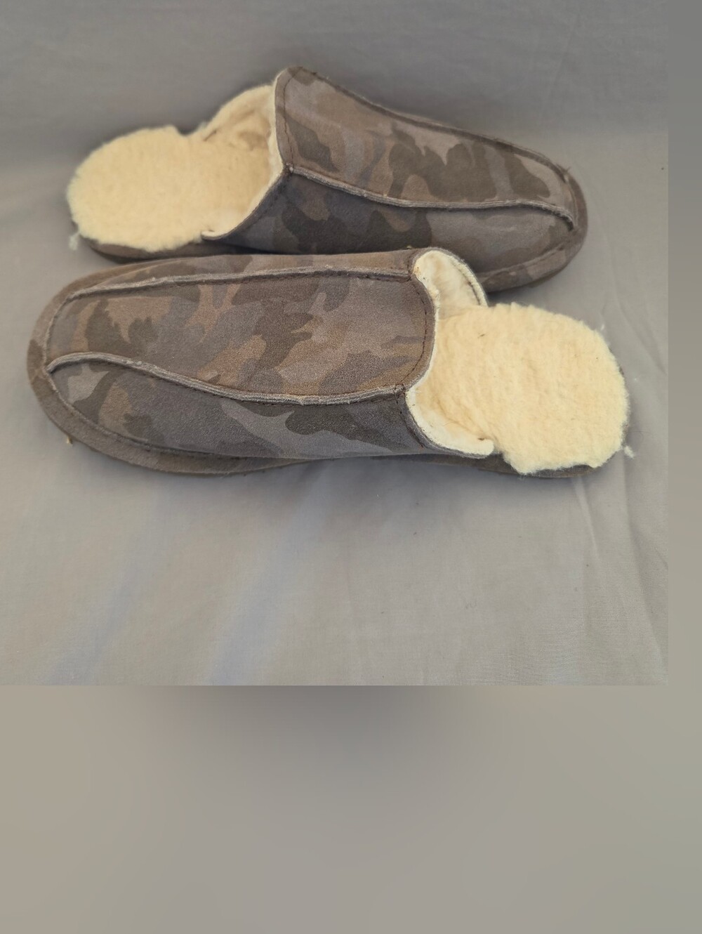 BearPaw Cozy Lined Slippers - Cream